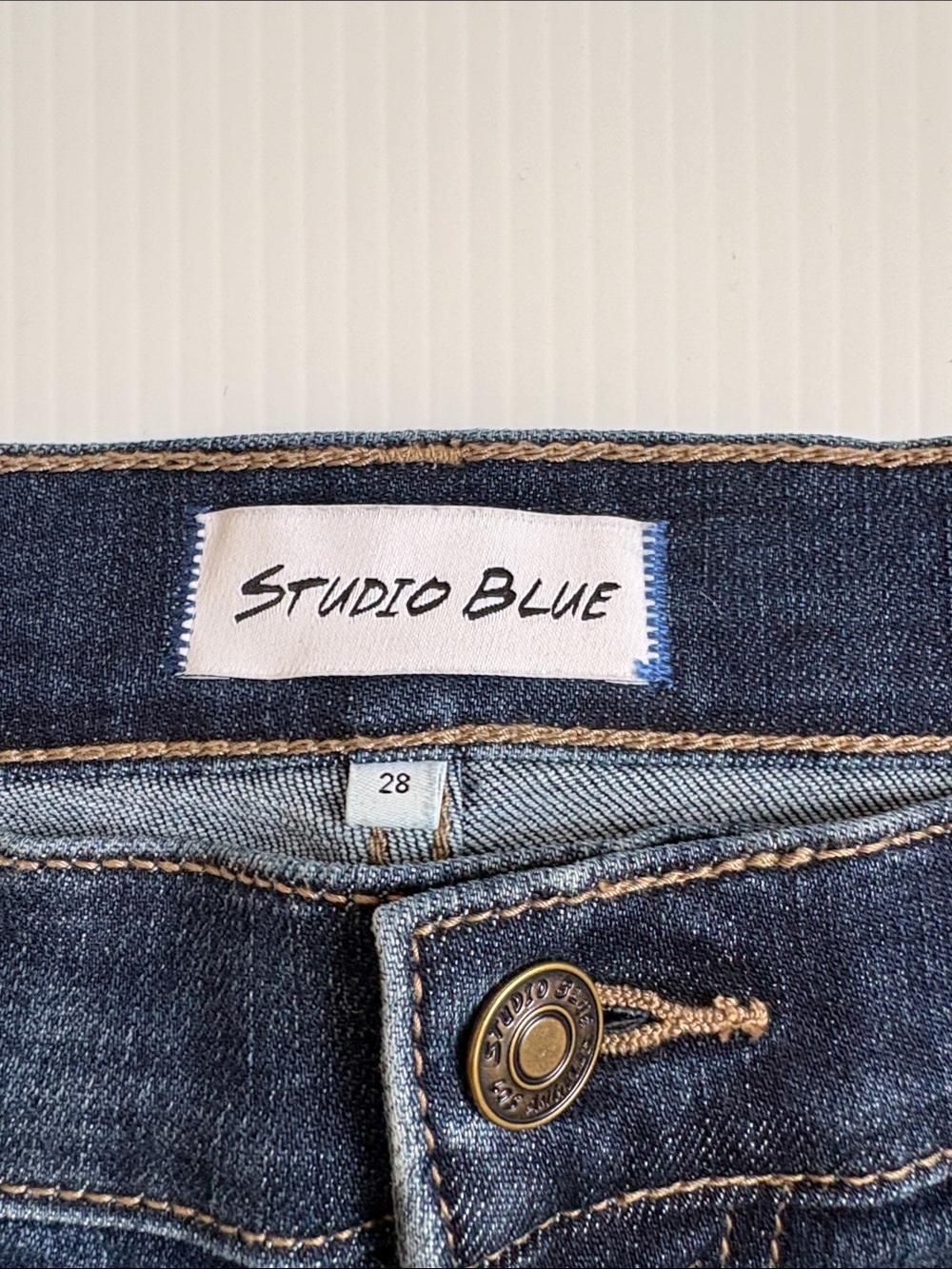 Studio Blue Size 28 - Picture 3 of 9